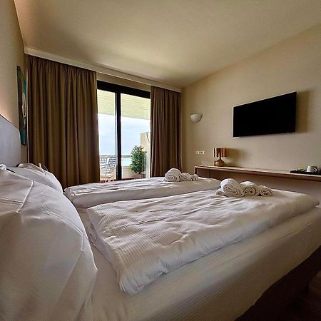 Hotel Aquila D'Oro Desenzano Ντεζεντσάνο ντελ Γκάρντα Εξωτερικό φωτογραφία